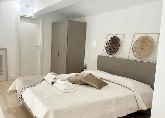 Volupta's House Termini San Lorenzo 2 Apartment Rom